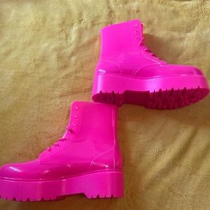 NEON PINK SIZE 9 combat boots complete rubber